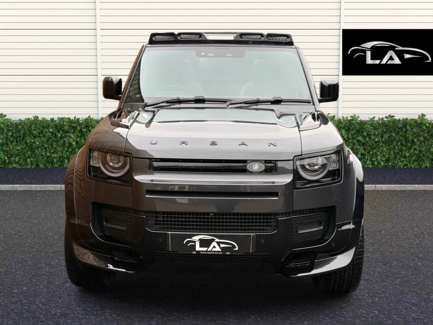 Used Land Rover Defender 2024 for sale - 76578277: Photo 4