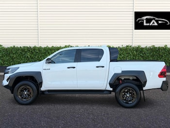 Used Toyota Hilux 2025 for sale - 75196998: Photo