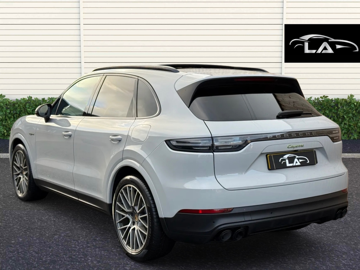 Used Porsche Cayenne 2023 for sale - 76364896: Photo 5