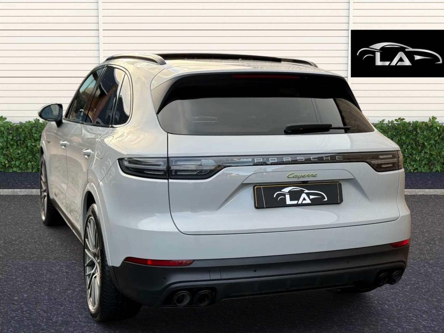 Used Porsche Cayenne 2023 for sale - 76364896: Photo 6
