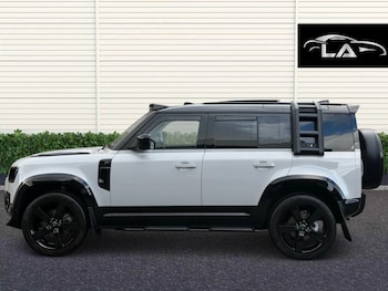 Used Land Rover Defender 2026 for sale - 79335754: Photo