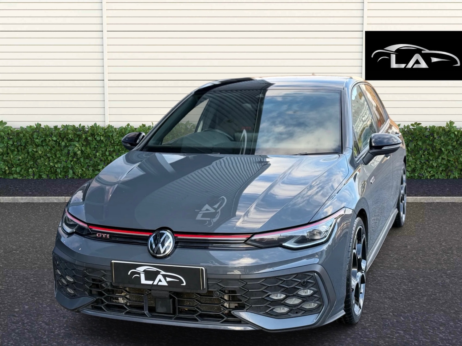 Used Volkswagen Golf 2024 for sale - 76738613: Photo 2