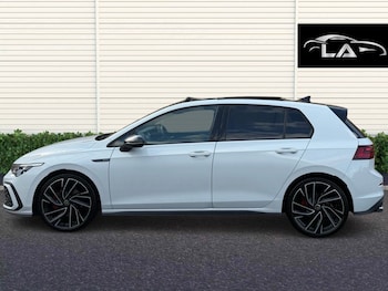 Used Volkswagen Golf 2024 for sale - 75207931: Photo