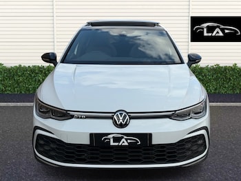 Used Volkswagen Golf 2024 for sale - 75207931: Photo