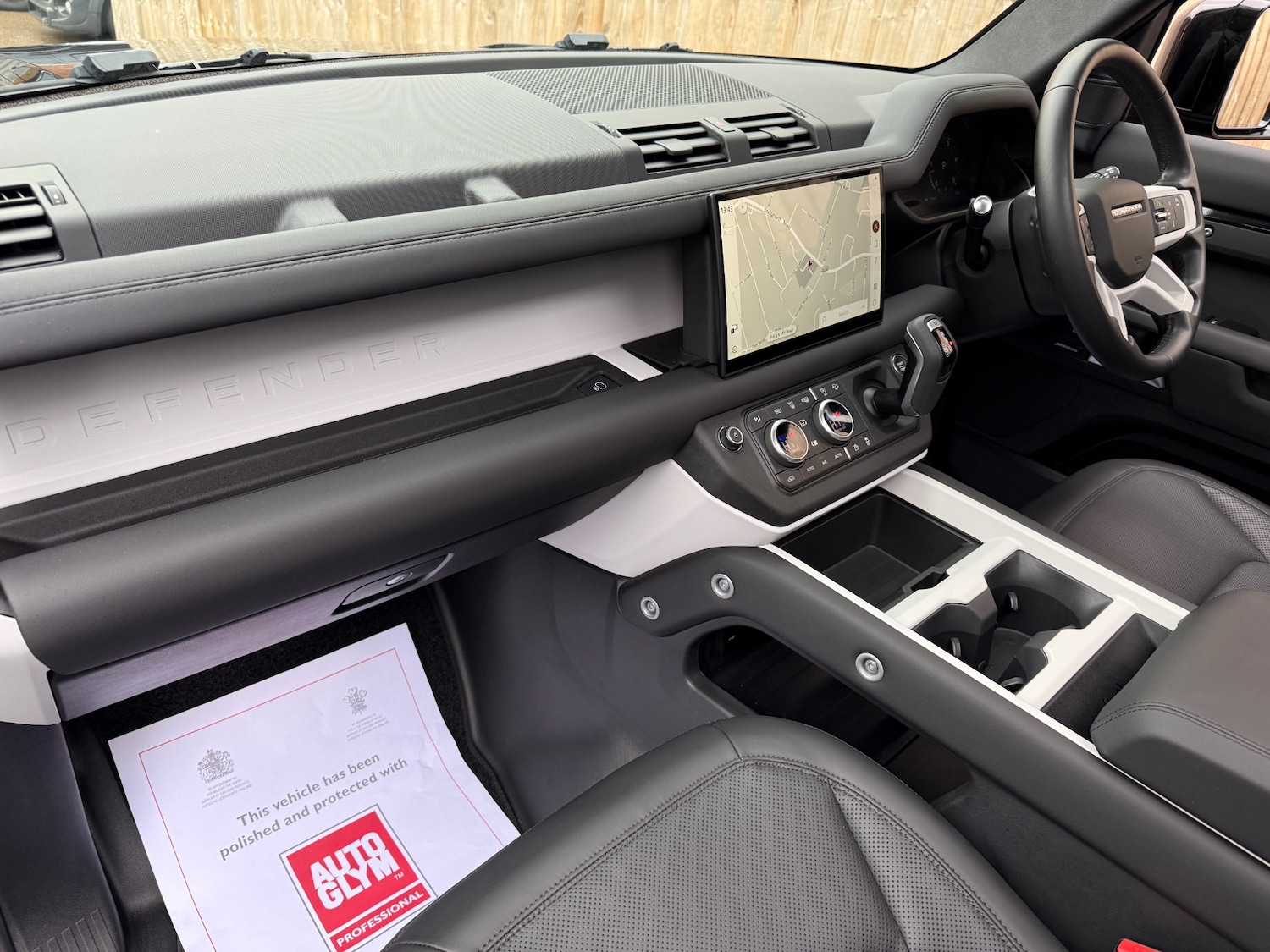 Used Land Rover Defender 2024 for sale - 76725461: Photo 10