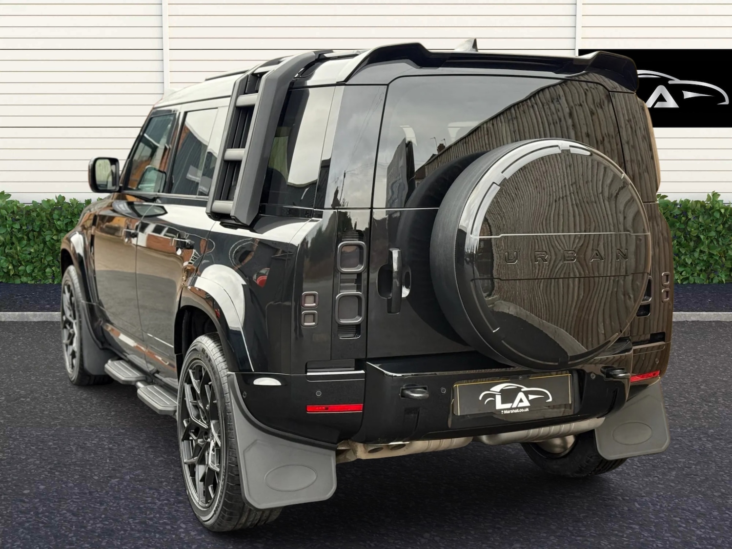 Used Land Rover Defender 2024 for sale - 76725461: Photo 6