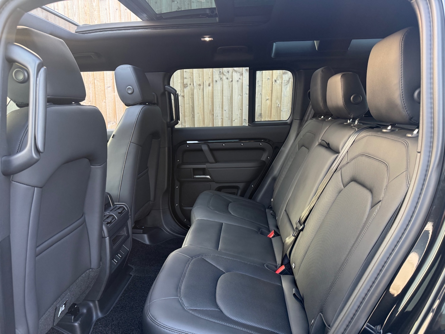 Used Land Rover Defender 2026 for sale - 77974795: Photo 12