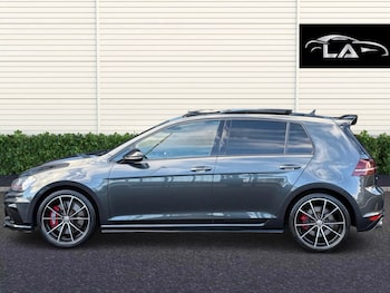 Used Volkswagen Golf 2017 for sale - 76368408: Photo