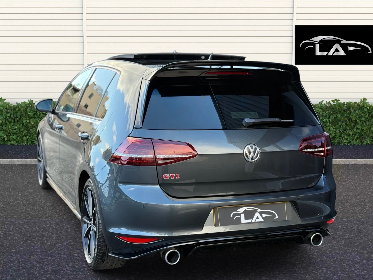 Used Volkswagen Golf 2017 for sale - 76368408: Photo 6