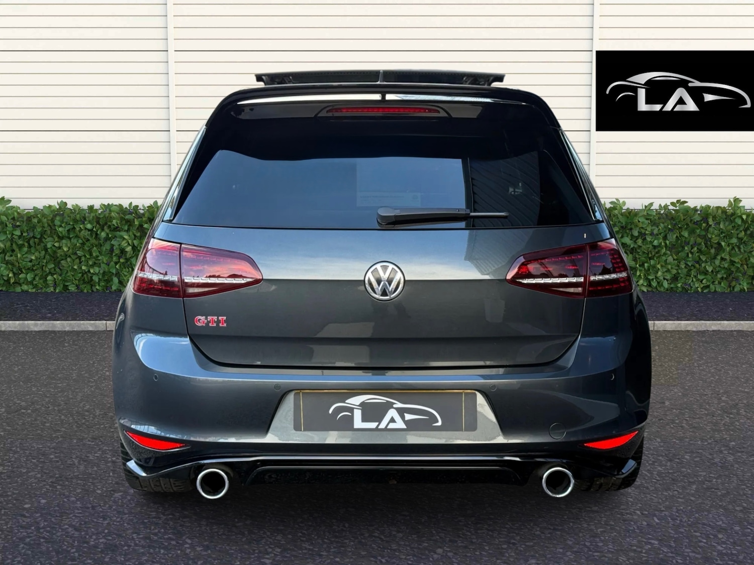 Used Volkswagen Golf 2017 for sale - 76368408: Photo 7