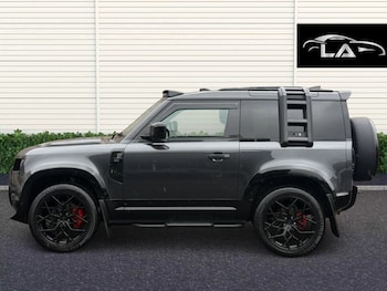Used Land Rover Defender 2025 for sale - 77848752: Photo