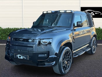 Used Land Rover Defender 2025 for sale - 77045789: Photo