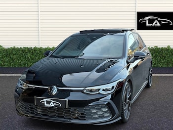 Used Volkswagen Golf 2024 for sale - 77653349: Photo