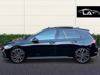 Used Volkswagen Golf 2024 for sale - 77653349: Photo