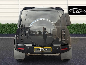 Used Land Rover Defender 2025 for sale - 78040520: Photo