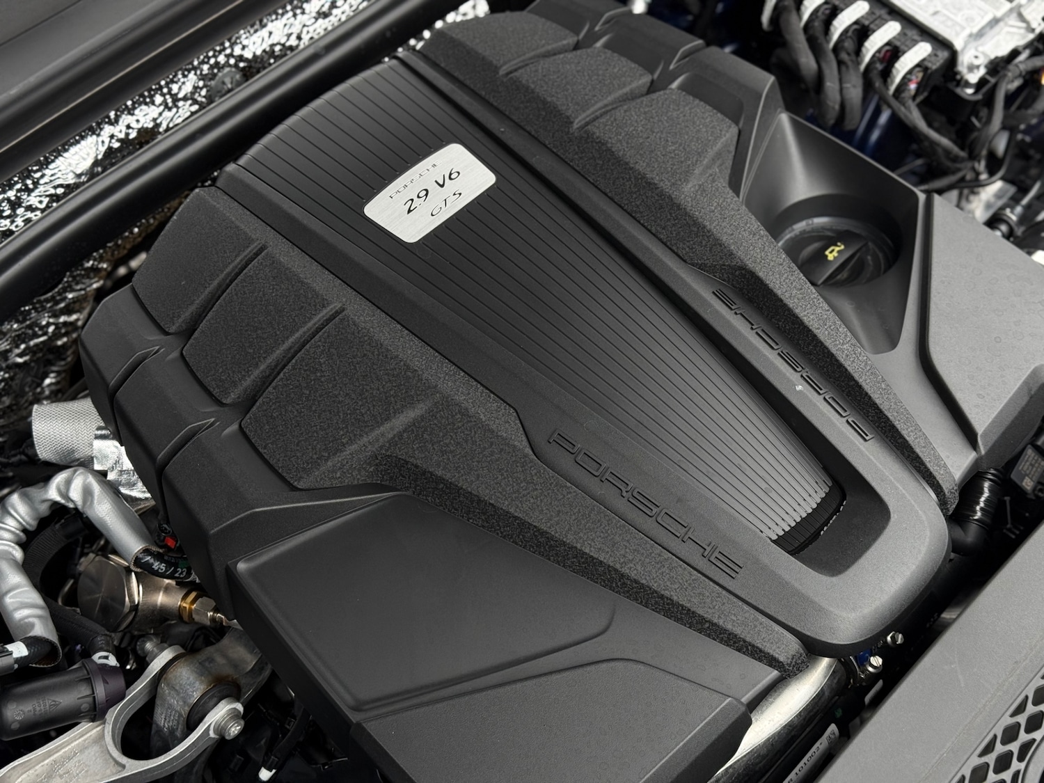 Used Porsche Macan 2024 for sale - 78056851: Photo 15