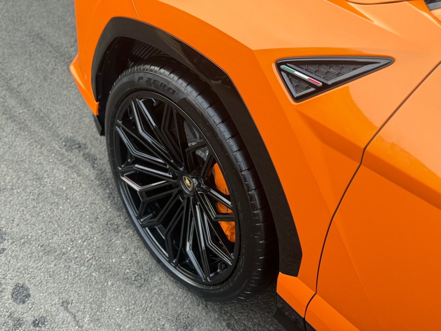 Used Lamborghini Urus 2025 for sale - 76065361: Photo 15