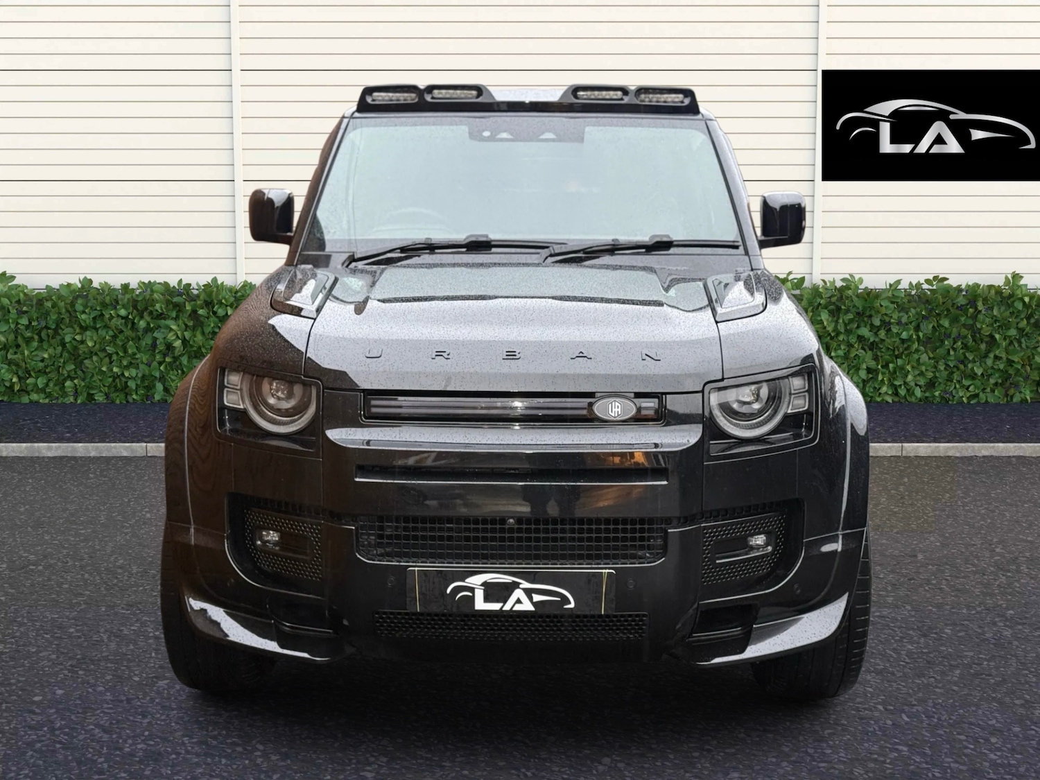 Used Land Rover Defender 2021 for sale - 77357004: Photo 4