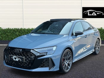 2025 (25) - RS 3 TFSI Quattro Carbon Black 4dr S Tronic