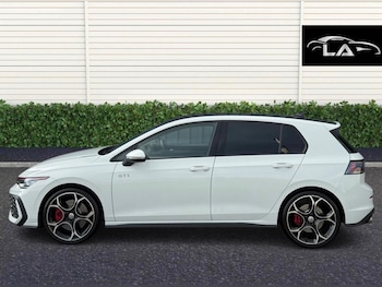 Used Volkswagen Golf 2025 for sale - 78630030: Photo