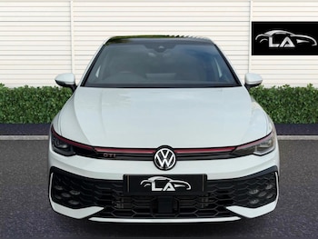 Used Volkswagen Golf 2025 for sale - 78630030: Photo