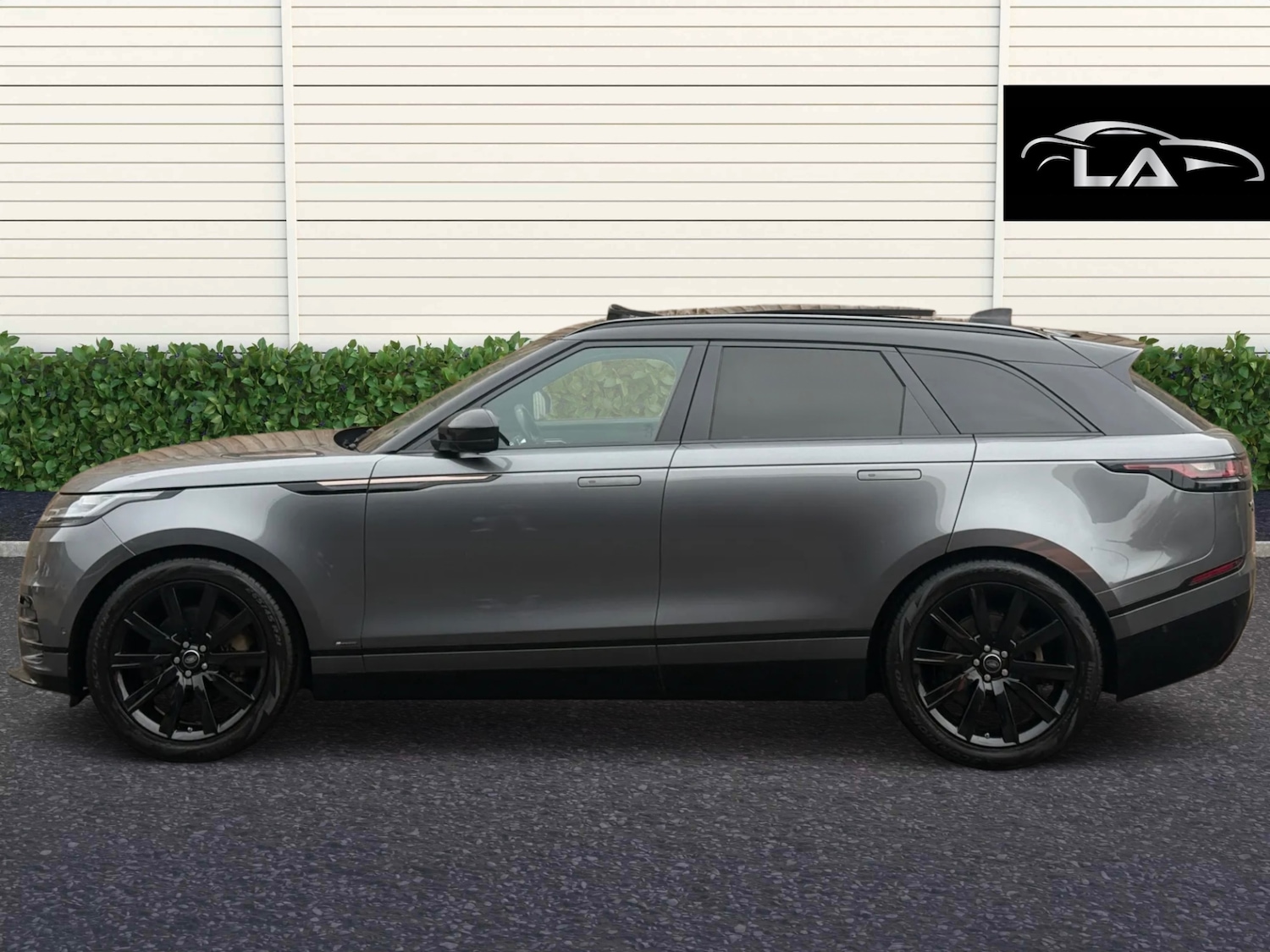 Used Land Rover Range Rover Velar 2019 for sale - 77326534: Photo 3
