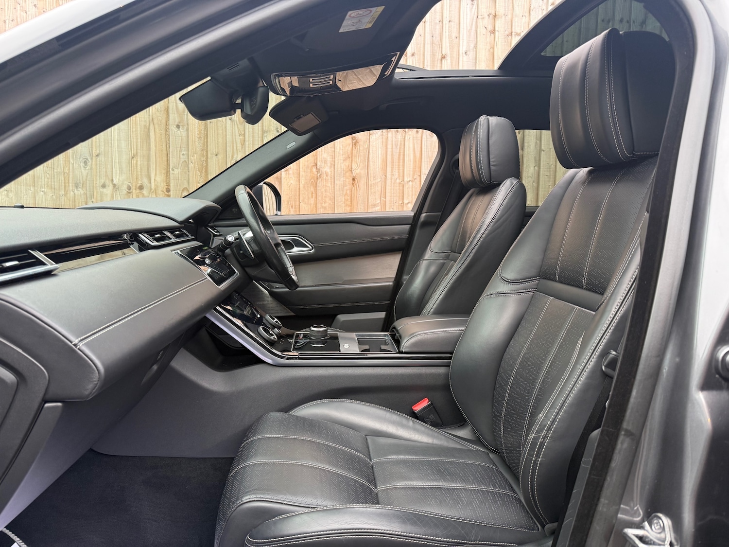 Used Land Rover Range Rover Velar 2019 for sale - 77326534: Photo 8