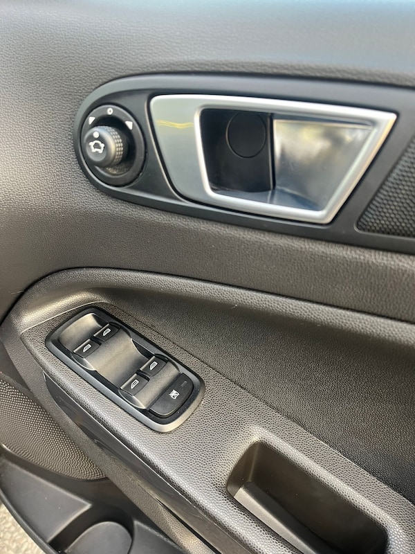 Used Ford Ecosport 2015 for sale - 76258020: Photo 10