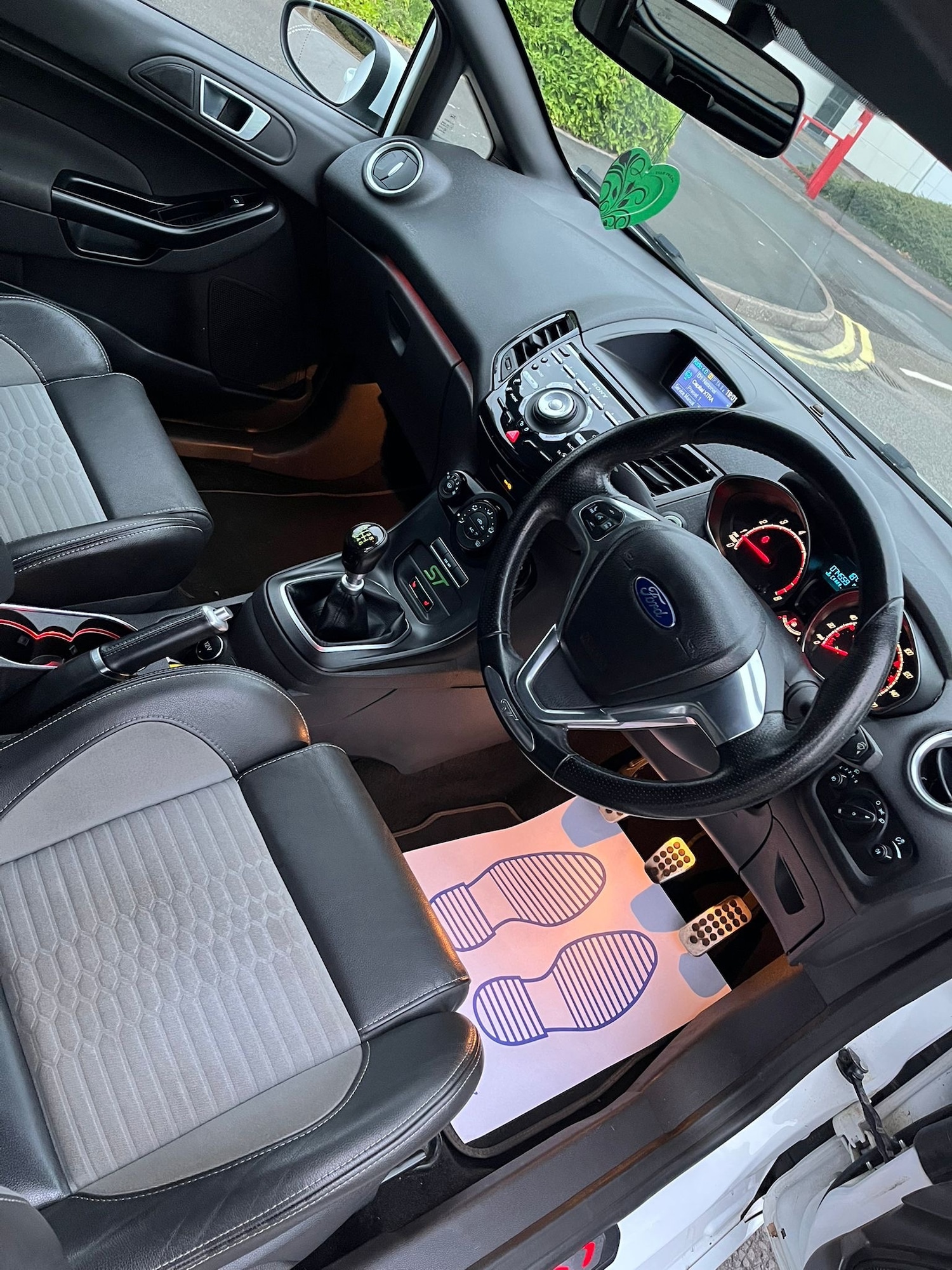 Vehicle 22