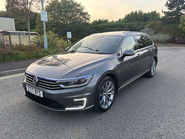 Used Volkswagen Passat 2017 for sale - 76258061: Photo 5