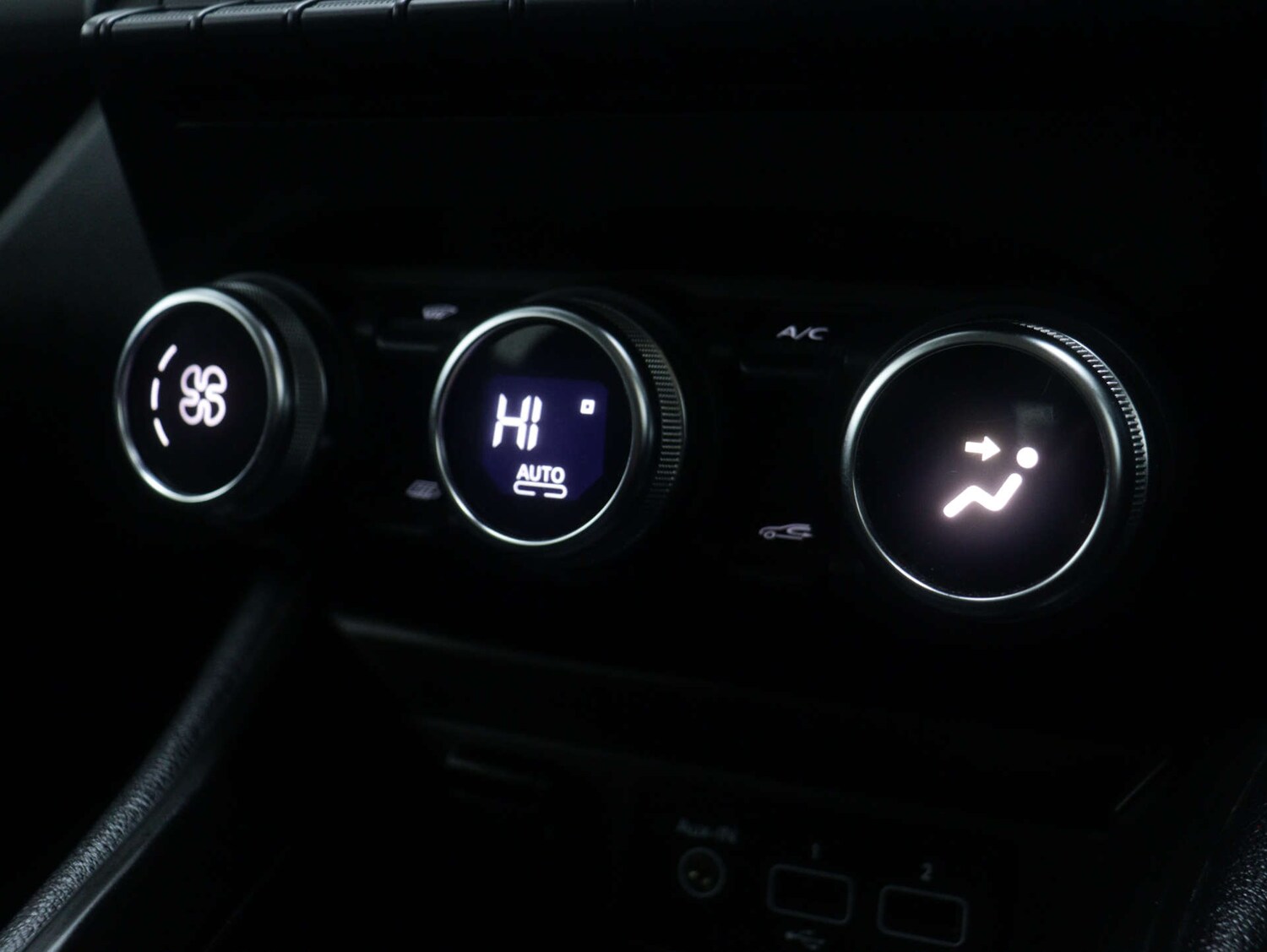 Used Renault Zoe 2022 for sale - 76946126: Photo 32