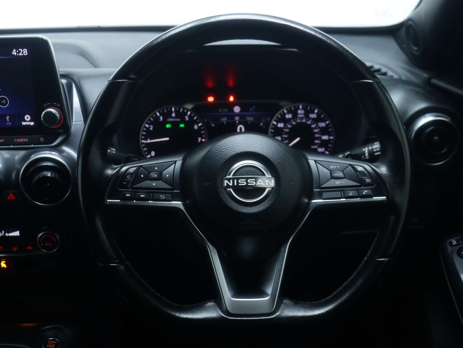 Used Nissan Juke 2024 for sale - 76969182: Photo 17