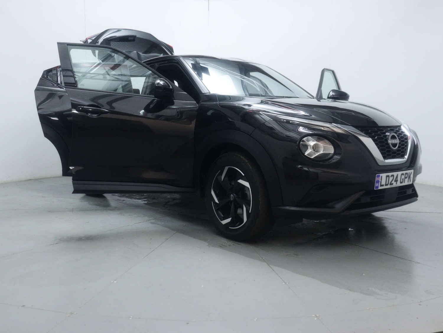 Used Nissan Juke 2024 for sale - 76969182: Photo 46