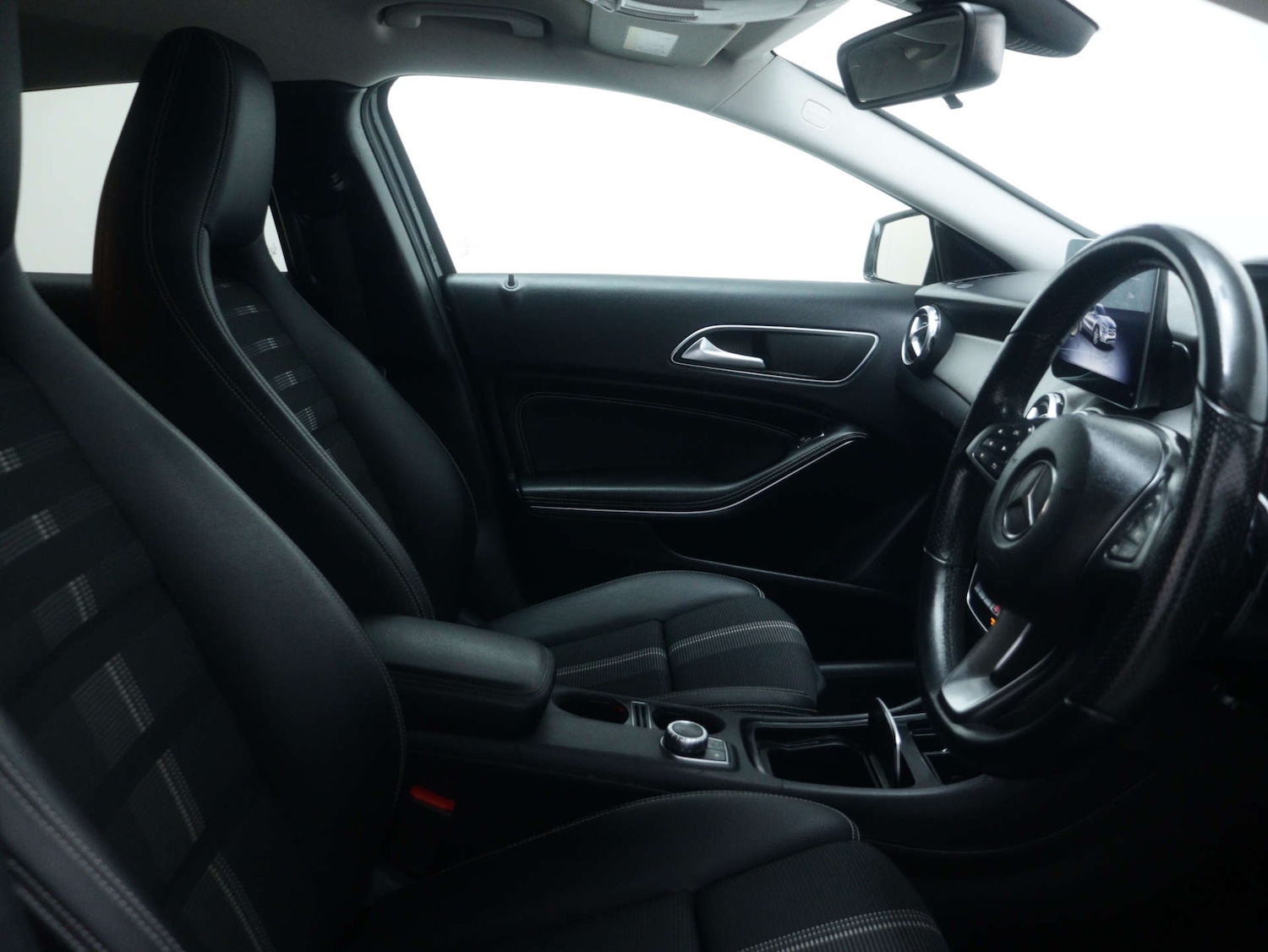 Used Mercedes-Benz GLA 2020 for sale - 76969183: Photo 44