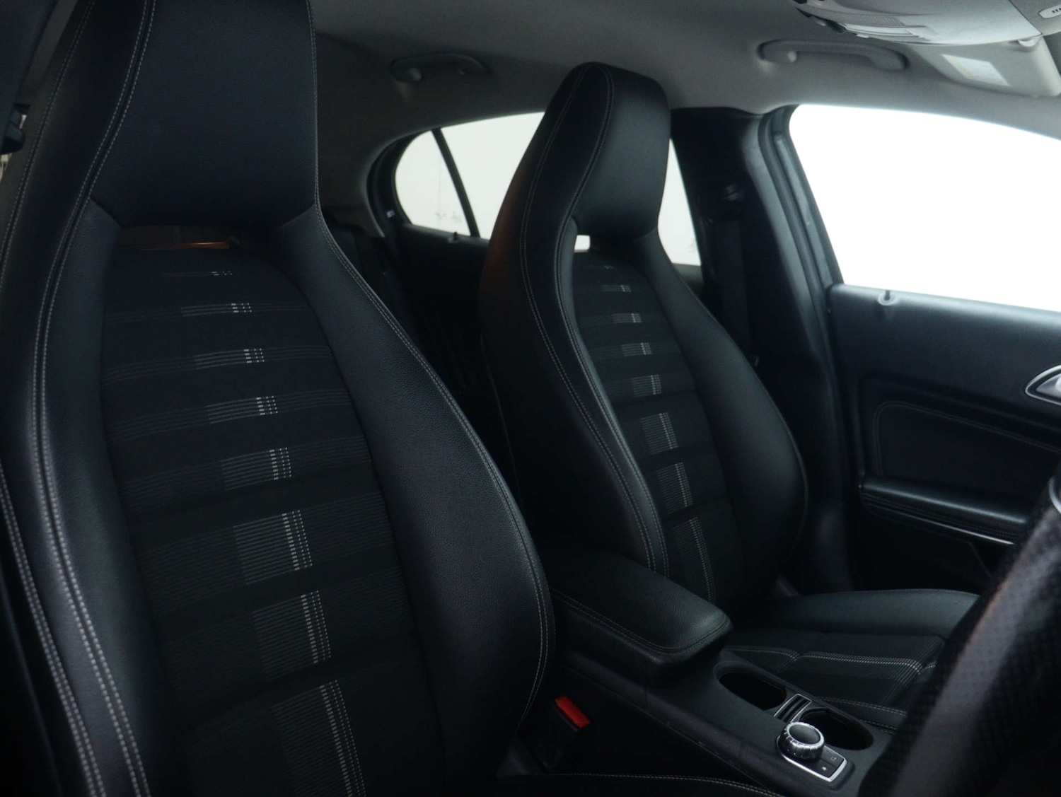 Used Mercedes-Benz GLA 2020 for sale - 76969183: Photo 45