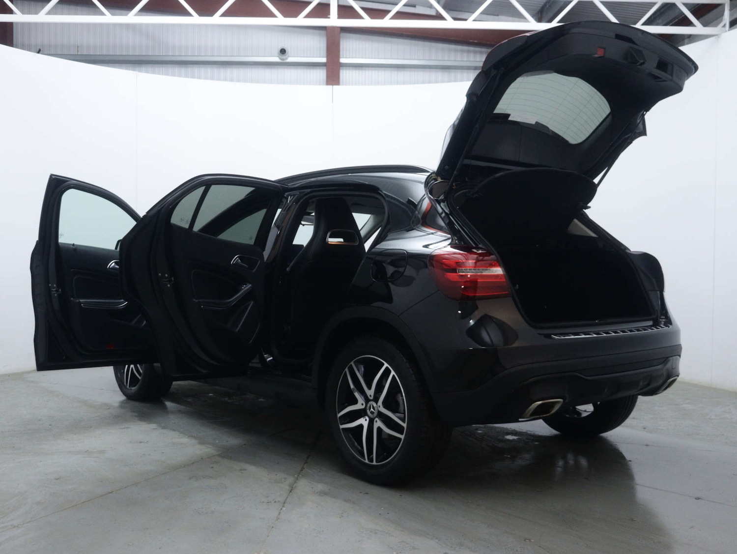 Used Mercedes-Benz GLA 2020 for sale - 76969183: Photo 58