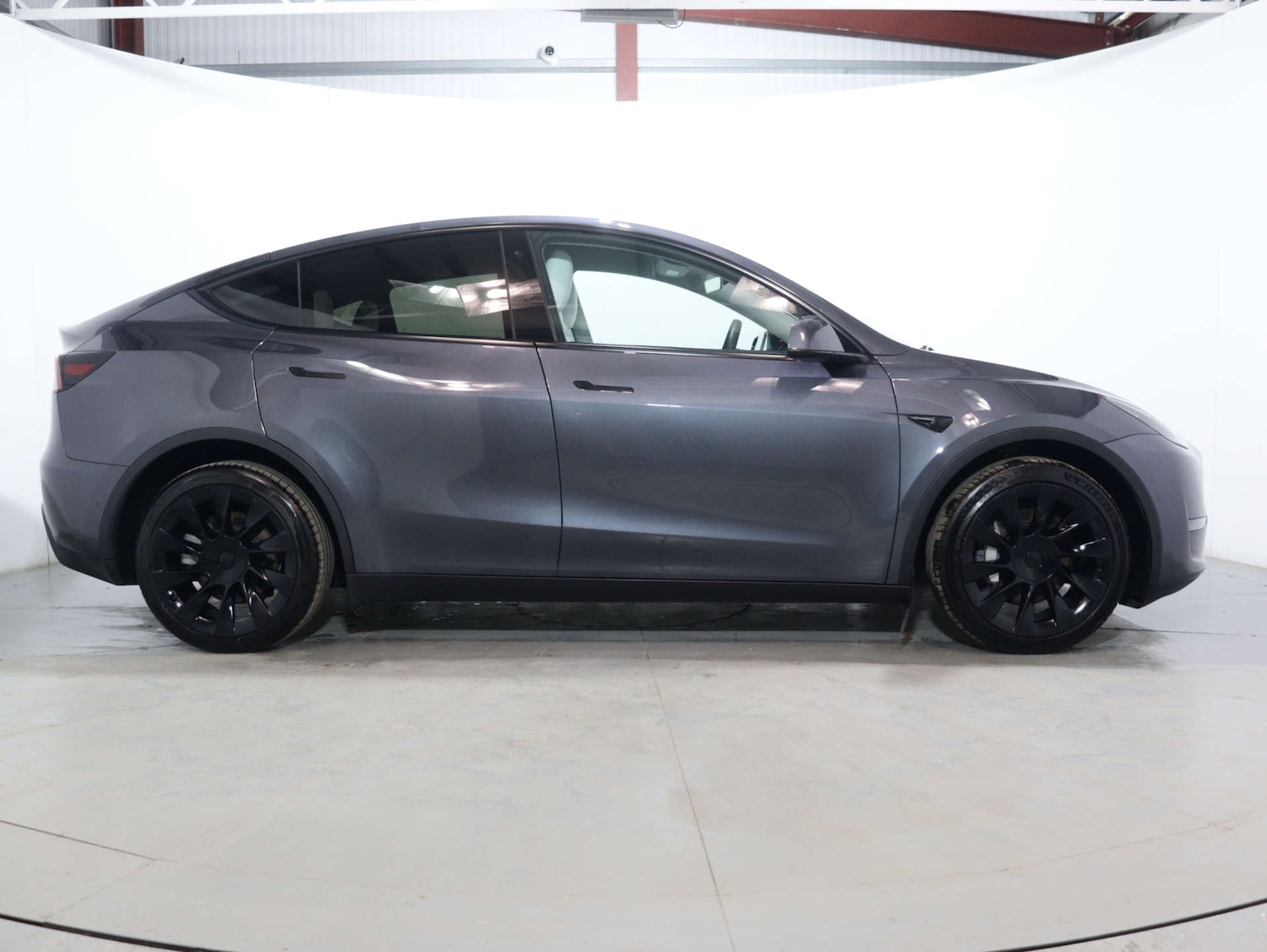 Used Tesla Model Y 2022 for sale - 76102734: Photo 10