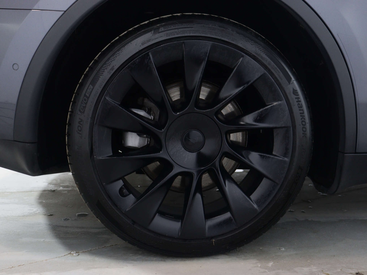 Used Tesla Model Y 2022 for sale - 76102734: Photo 11