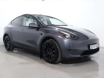Tesla - Model Y