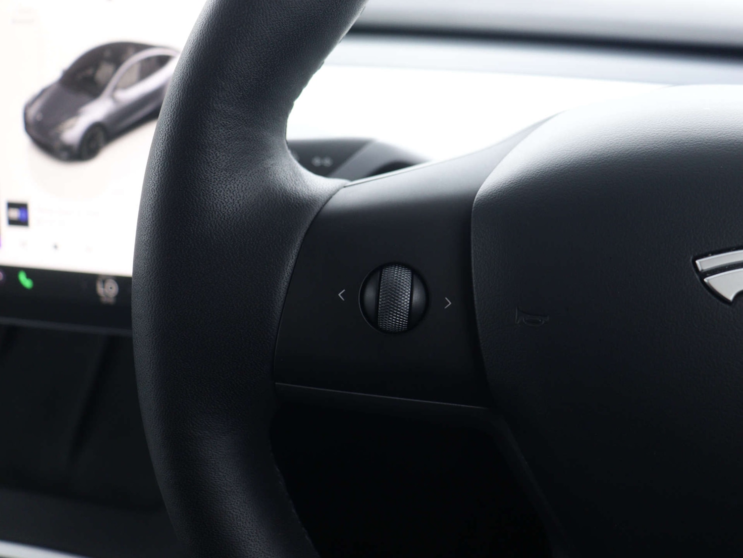 Used Tesla Model Y 2022 for sale - 76102734: Photo 29