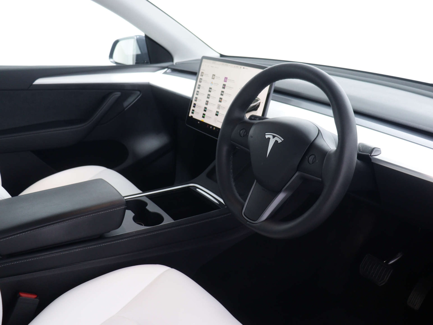 Used Tesla Model Y 2022 for sale - 76102734: Photo 35