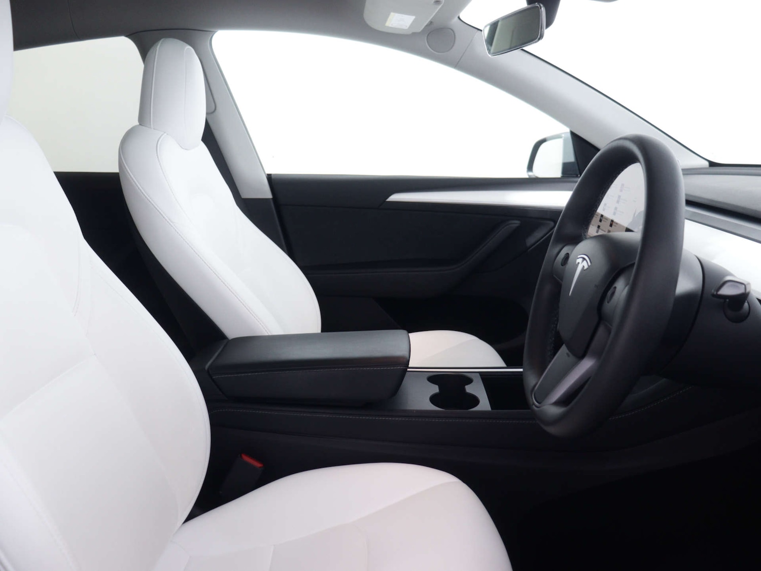 Used Tesla Model Y 2022 for sale - 76102734: Photo 36