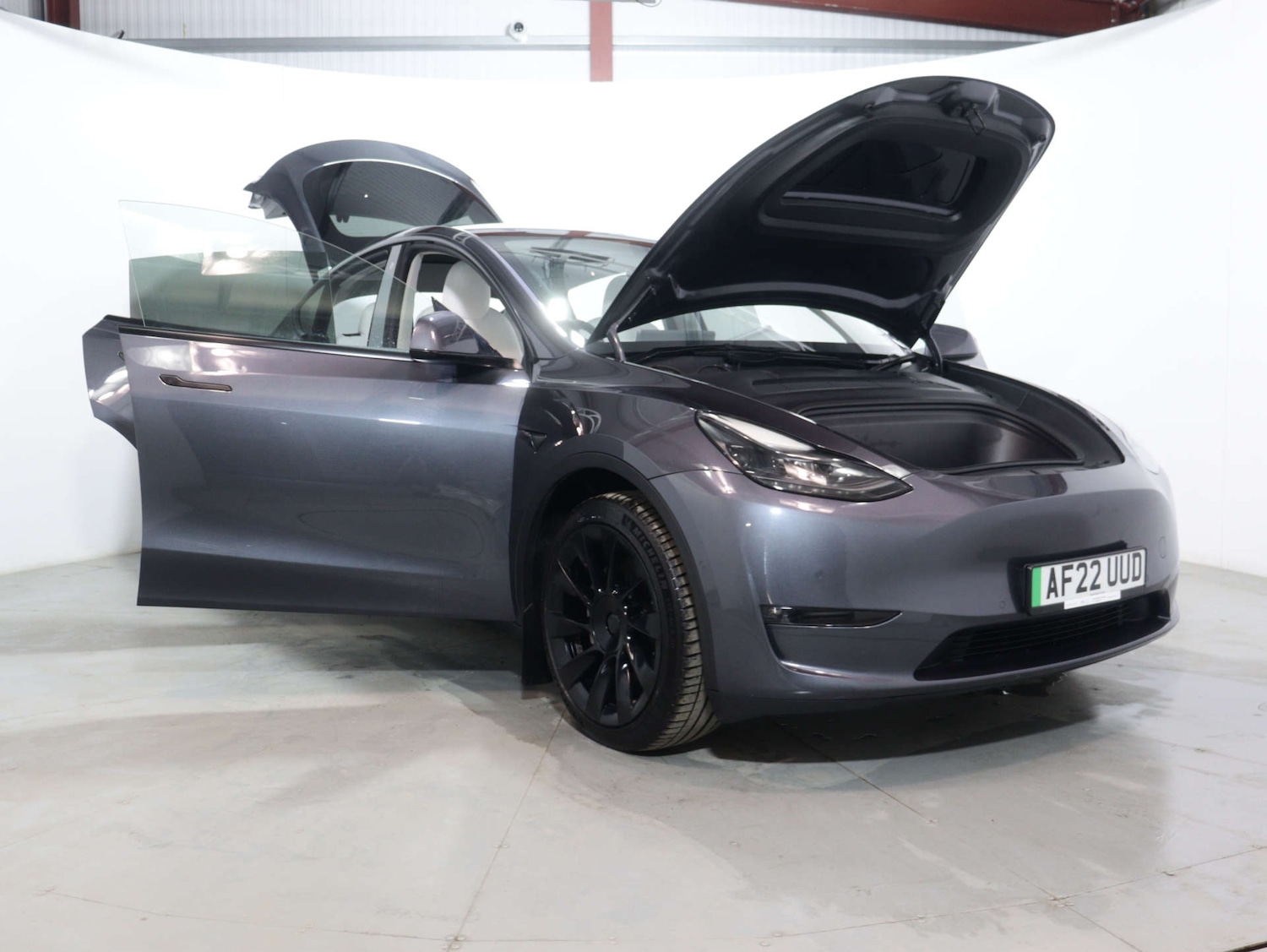 Used Tesla Model Y 2022 for sale - 76102734: Photo 48