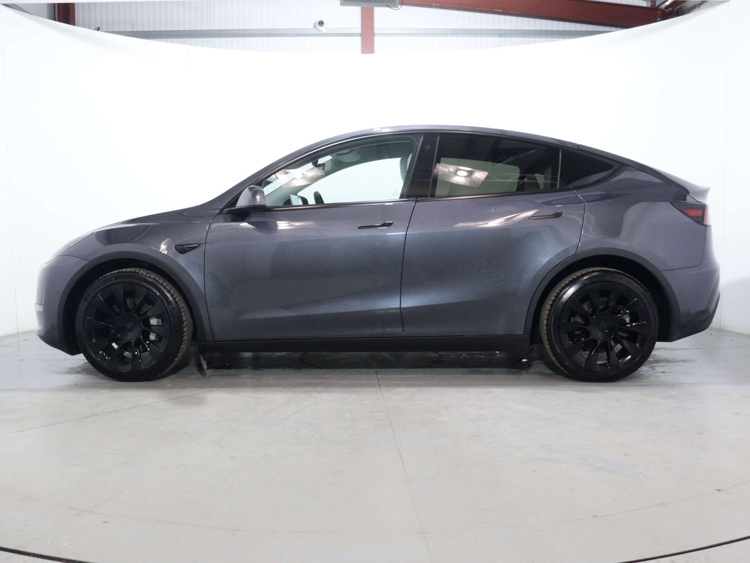 Used Tesla Model Y 2022 for sale - 76102734: Photo 6