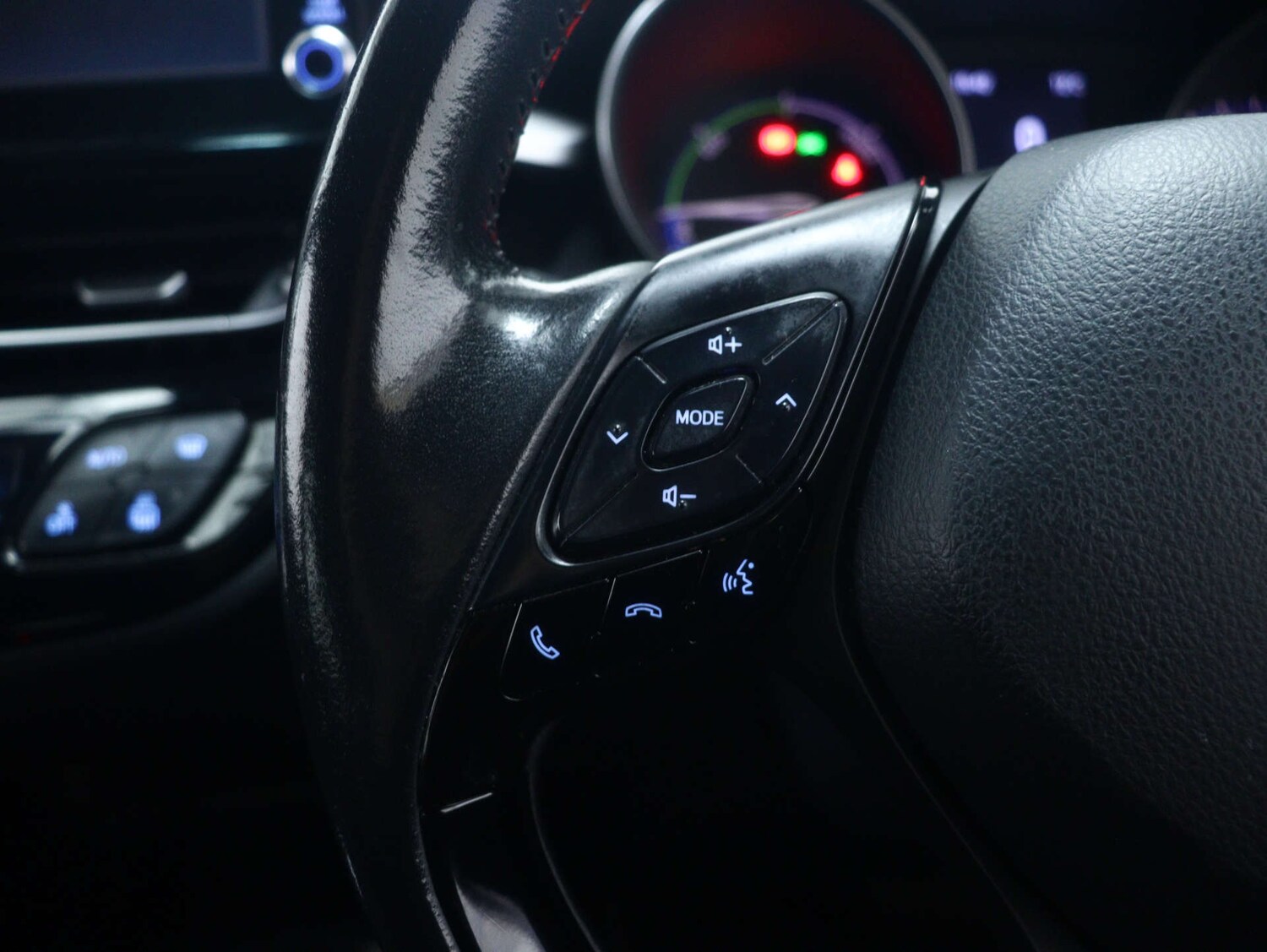 Used Toyota C-HR 2020 for sale - 77830692: Photo 27