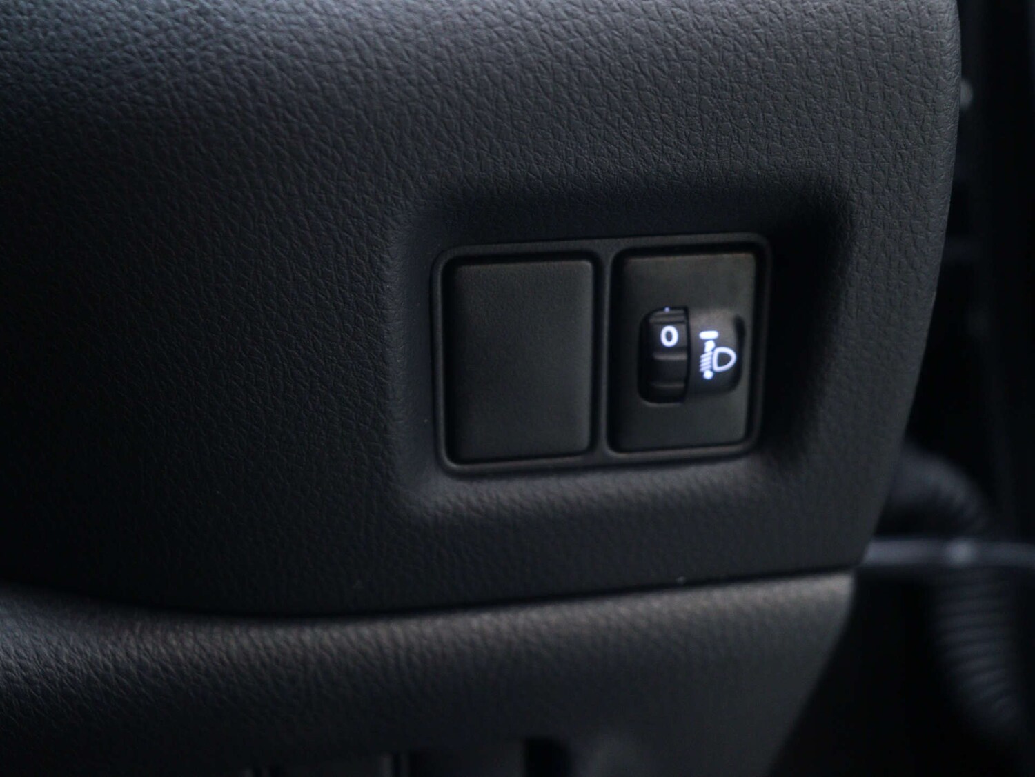 Used Toyota C-HR 2020 for sale - 77830692: Photo 31