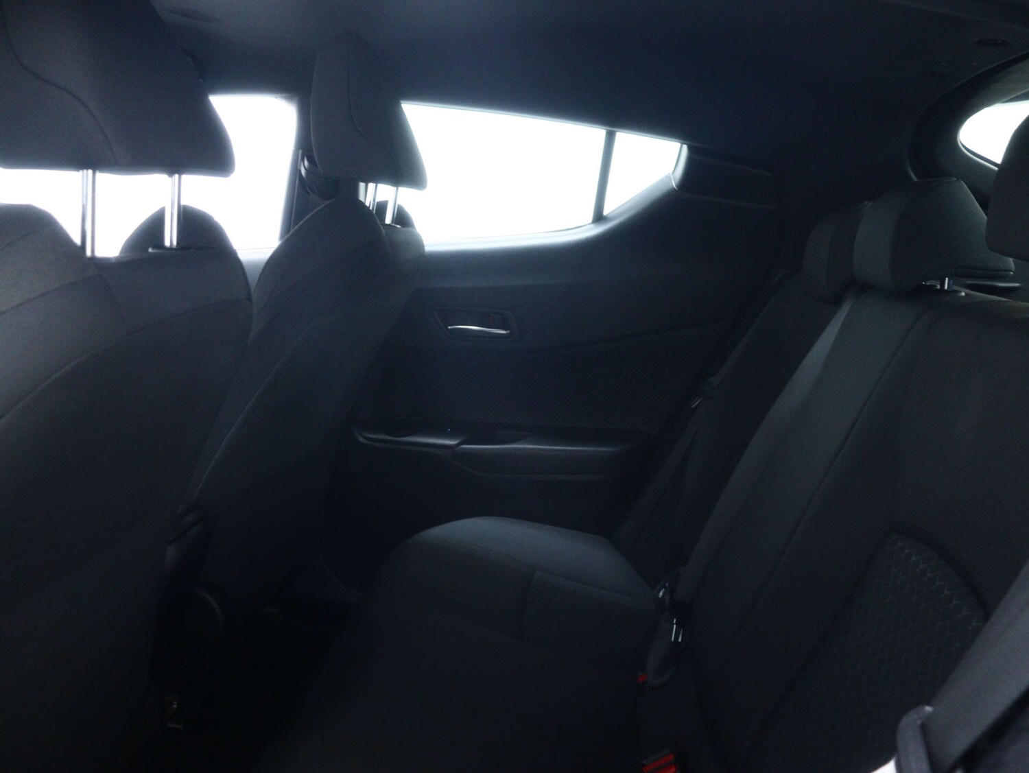 Used Toyota C-HR 2020 for sale - 77830692: Photo 41