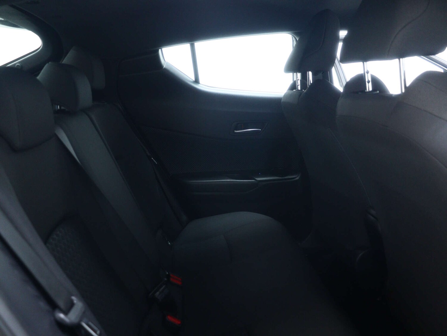 Used Toyota C-HR 2020 for sale - 77830692: Photo 42