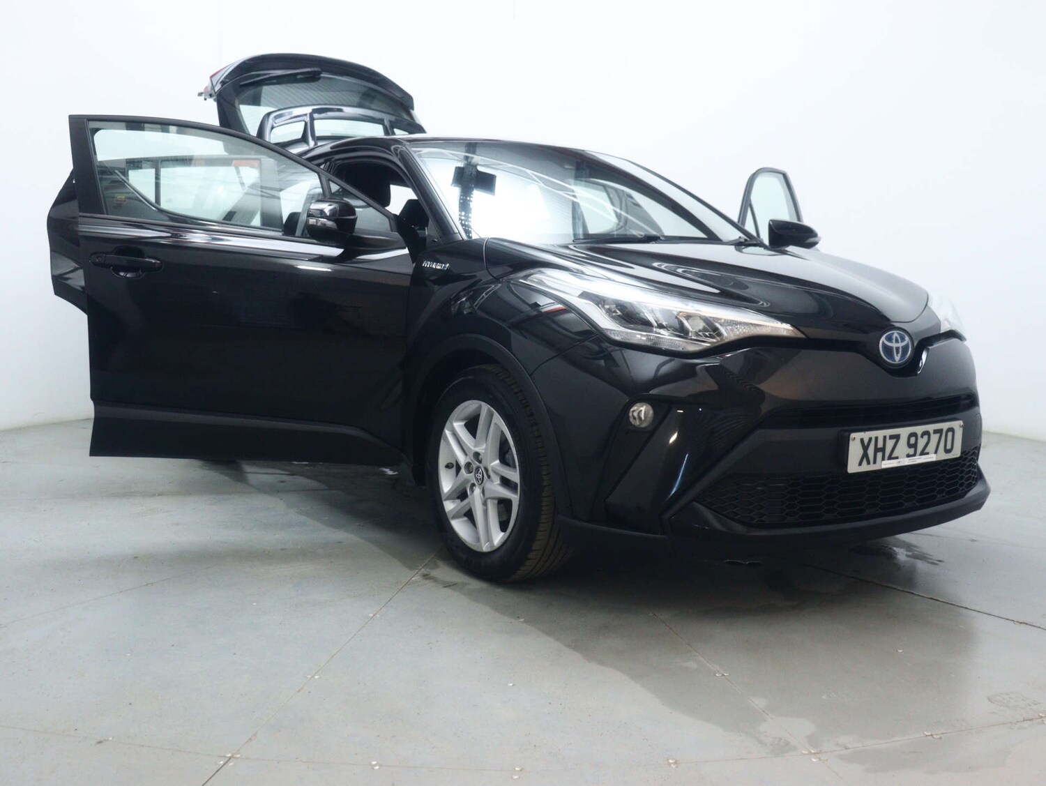 Used Toyota C-HR 2020 for sale - 77830692: Photo 44