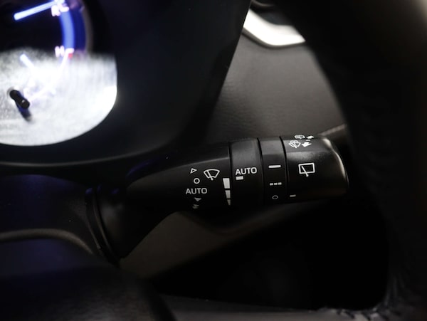 Used Toyota RAV4 2020 for sale - 75304096: Photo 37